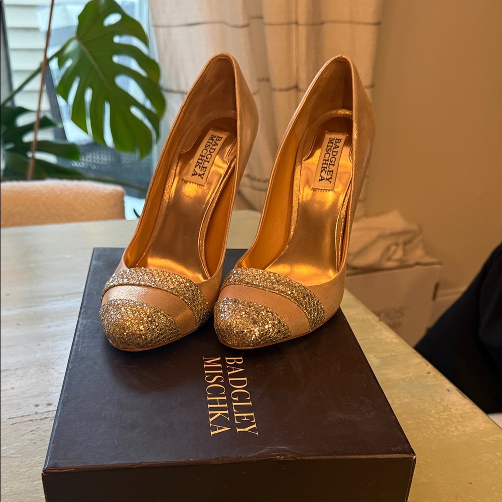 Badgley Mischka Gold and Glitter Heels